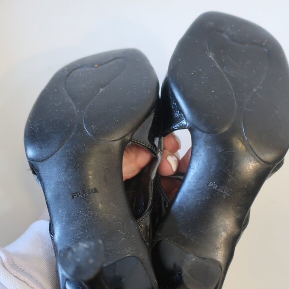 Authentic Prada Black Gray Trim Mixed Media Leather Trim Slingback Heels 7.5 - Picture 9 of 14
